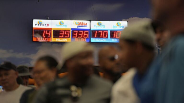 Why is the Powerball prize nearing a record? Thank Fed Chairman Jerome Powell | CNN Business